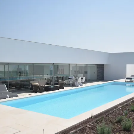 Morden Archictectural In Lisbon Vau (Obidos)