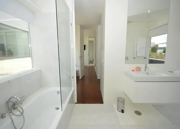 Morden Archictectural In Lisbon Vila Vau (Obidos)