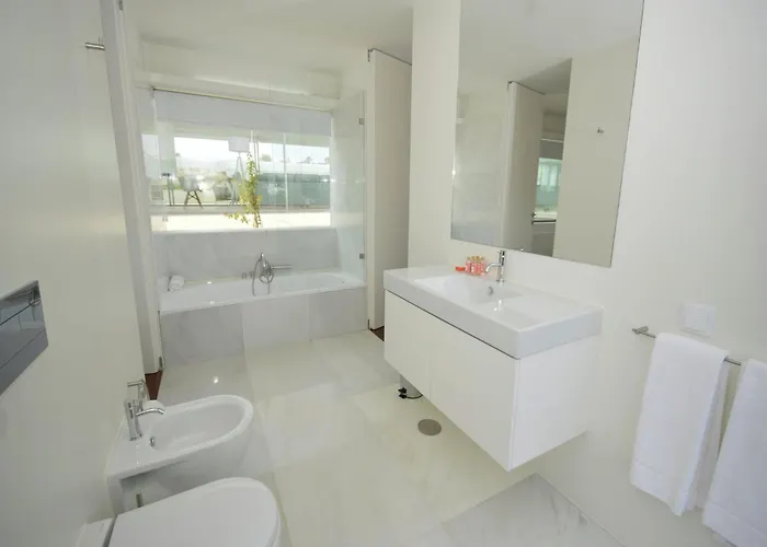 Morden Archictectural In Lisbon Vila Vau (Obidos)